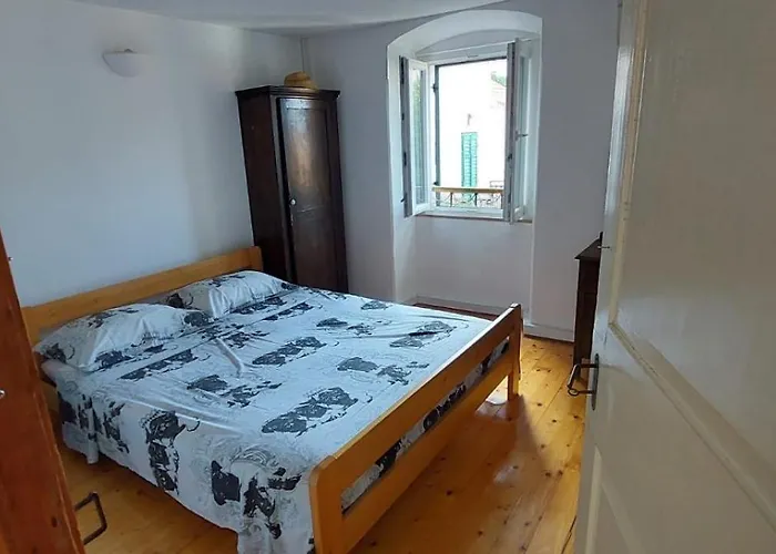 Torriano House * Szybenik