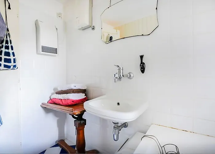 Torriano House * Szybenik